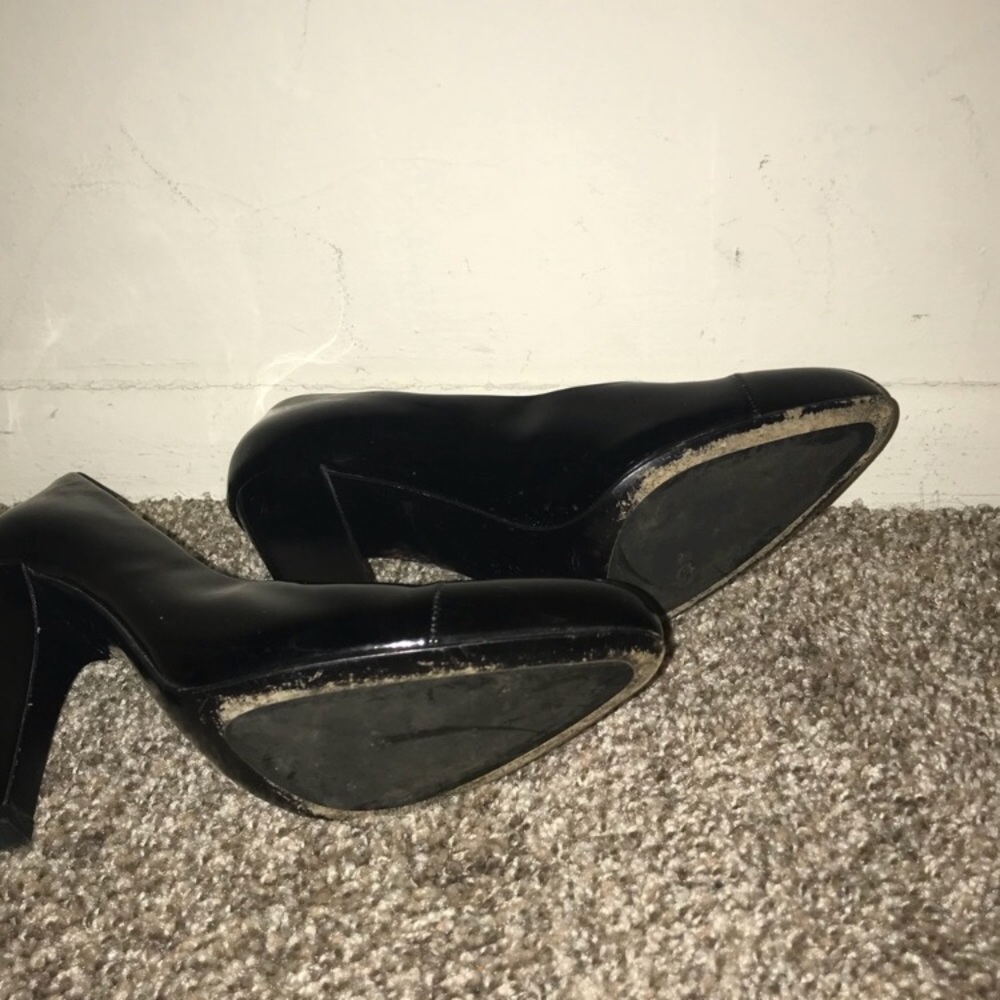 Prada Black Pattern Pumps Size 36.5 - Picture 2 of 8